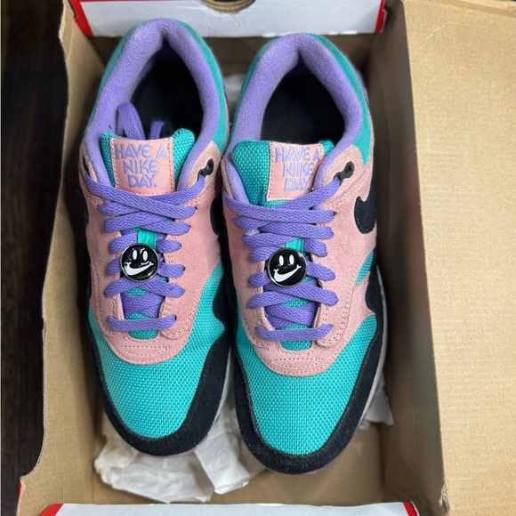 Nike Other - Nike Air Max Have A Nike Day Size 8M OG All